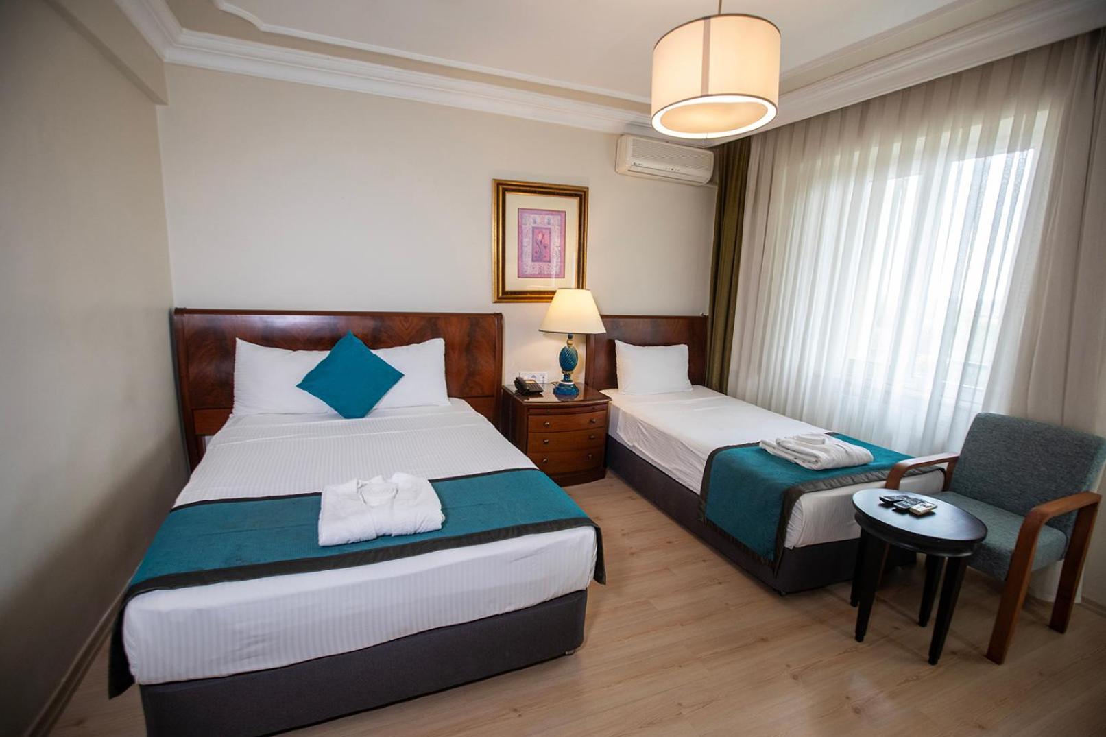 Hotel Simsek Edirne Kültér fotó